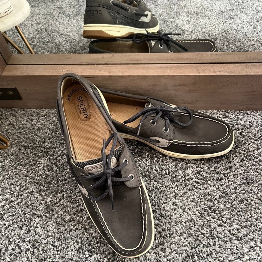SPERRY size 10 loafer shoe